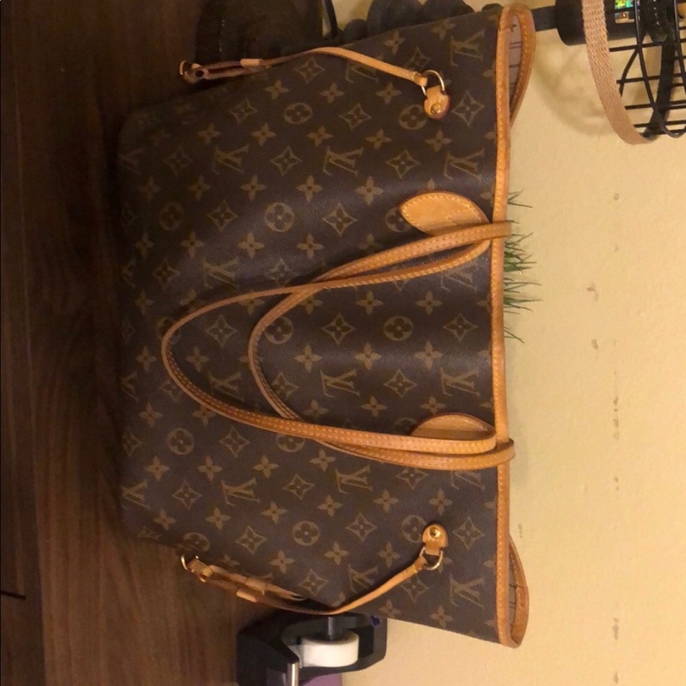 Louis Vuitton neverfull